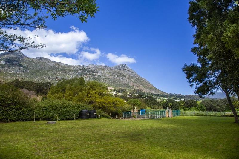 6 Bedroom Property for Sale in Hout Bay Western Cape